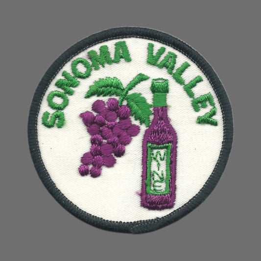 Vintage SONOMA VALLEY Wine and Grapes Souvenir Patch SEW ON 3 Inch - SONOMA37