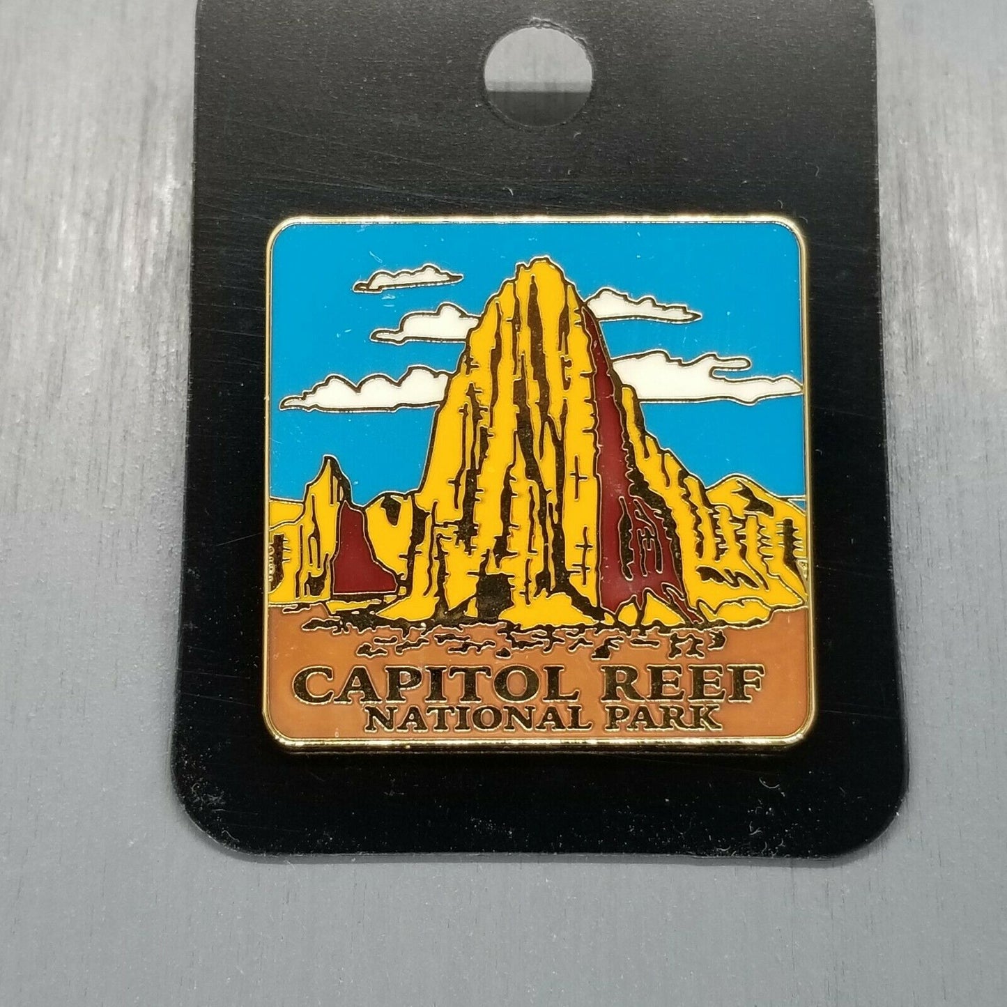 Utah Pin - Capitol Reef National Park UT Souvenir Pin Lapel Travel 1.25" - HP-14007